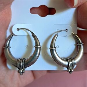 Vintage 1970s Sterling Silver Artisan Handcrafted Ethnic Earring Set